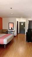 Motel 6 Regina, SK