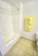 Motel 6 Regina, SK