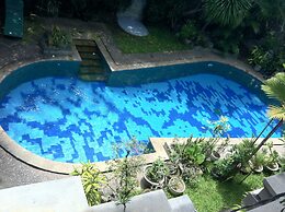 Swastika Guest House