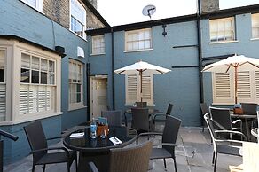 The Bell Hotel Saxmundham