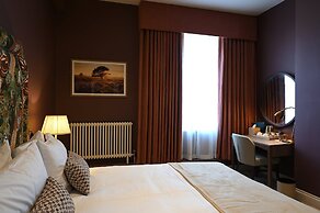 The Bell Hotel Saxmundham