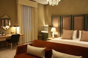 The Bell Hotel Saxmundham