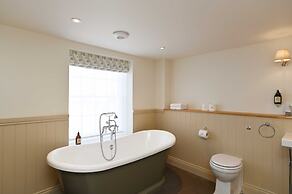The Bell Hotel Saxmundham