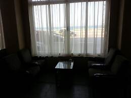 Royal Crown Hotel