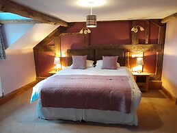 The Dolfor Inn