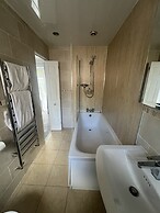 The Lawns Guest House