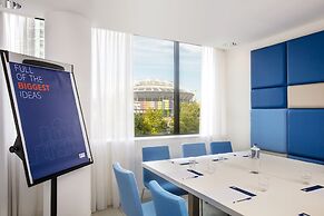 Holiday Inn Express Amsterdam - Arena Towers by IHG