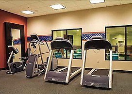 Hampton Inn & Suites Robbinsville