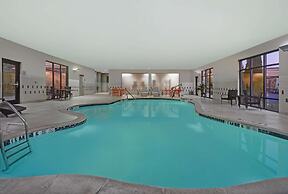 Hampton Inn & Suites Robbinsville