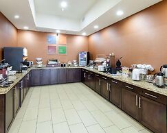 Comfort Suites Cotulla near I-35