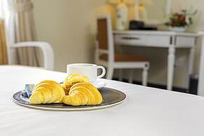 Chalcedony Grand Hotel