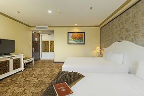 Chalcedony Grand Hotel