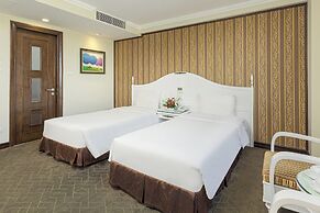 Chalcedony Grand Hotel