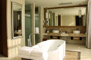 Sheraton Bailuhu Resort, Huizhou