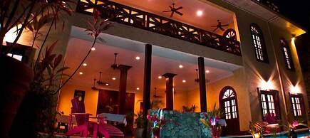 Mahogany Hall Boutique Resort