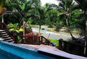 Mahogany Hall Boutique Resort