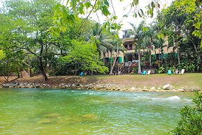 Mahogany Hall Boutique Resort