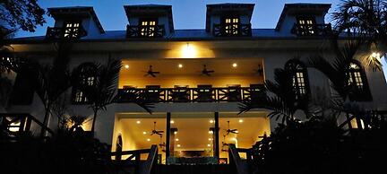 Mahogany Hall Boutique Resort