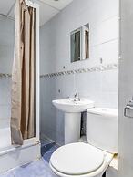 OYO VII Hotel & Indian Restaurant