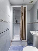 OYO VII Hotel & Indian Restaurant