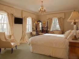 West Longridge Manor B&B