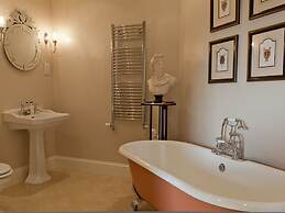 West Longridge Manor B&B