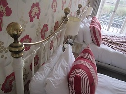 Yeo Dale Hotel