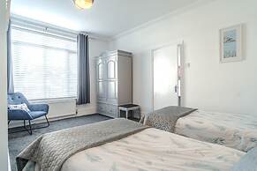 Beachmount Holiday Apartments