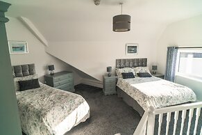 Beachmount Holiday Apartments