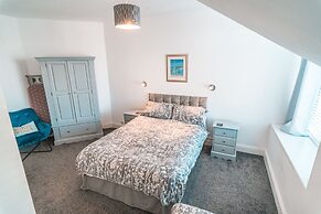 Beachmount Holiday Apartments