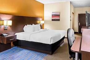 Best Western St. Louis Airport North Hotel & Suites
