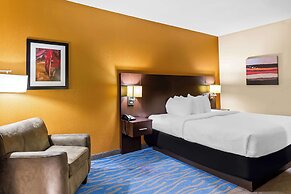 Best Western St. Louis Airport North Hotel & Suites