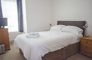 Headlands - Room Only Accommodation