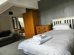 Headlands - Room Only Accommodation