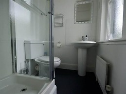 Headlands - Room Only Accommodation