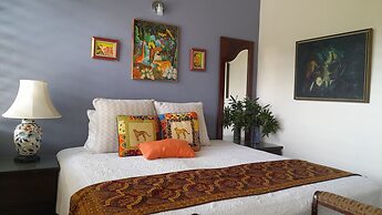 Neita's Nest - Jamaican Bed & Breakfast