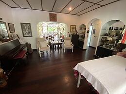 Barbados Chi Guest House