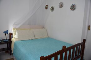 Barbados Chi Guest House