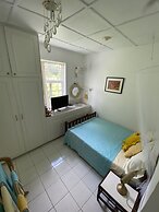 Barbados Chi Guest House
