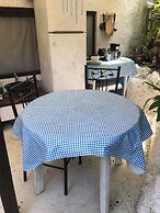 Barbados Chi Guest House