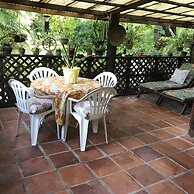 Barbados Chi Guest House