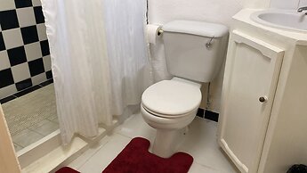 Barbados Chi Guest House
