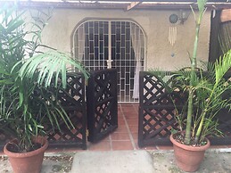 Barbados Chi Guest House