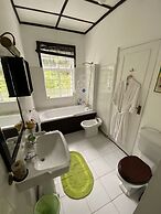 Barbados Chi Guest House