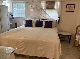 Barbados Chi Guest House