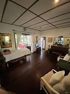 Barbados Chi Guest House