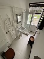 Barbados Chi Guest House