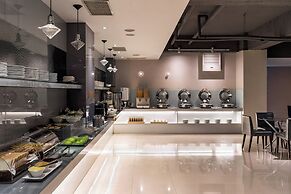 The Riverside Hotel Esthetics