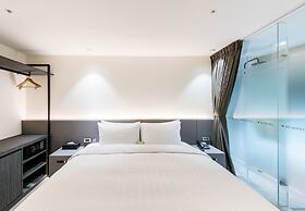 RF Hotel - Zhongxiao