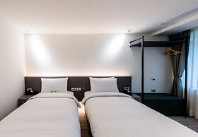 RF Hotel - Zhongxiao